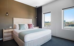 Saint Kilda Beach Hotel